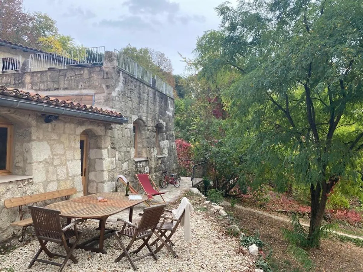 Gite Les Cabanes De Fallot Pour 15 Personnes - Piscine Naturelle L'isle-Bouzon Vakantiehuis